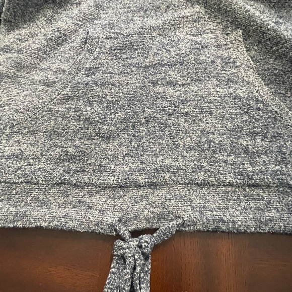 Magaschoni women’s Heather blue pullover . New no tag . - Picture 4 of 6